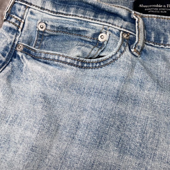 Abercrombie & Fitch Athletic Slim Jeans Mens Size 30x34 Signature Stretch Casual - Picture 15 of 16